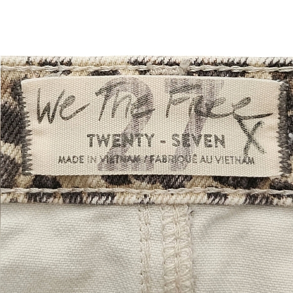 FREE PEOPLE bailey print denim mini skirt, frayed hem, sz 27, cheetah print - Picture 5 of 9